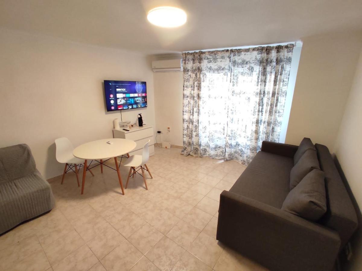 Прекрасная Студия В Двух Минутах От Пляжа Torrevieja Exterior photo