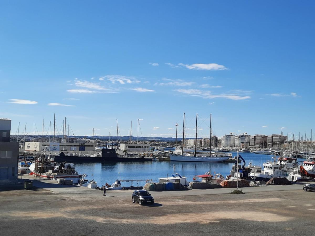 Прекрасная Студия В Двух Минутах От Пляжа Torrevieja Exterior photo